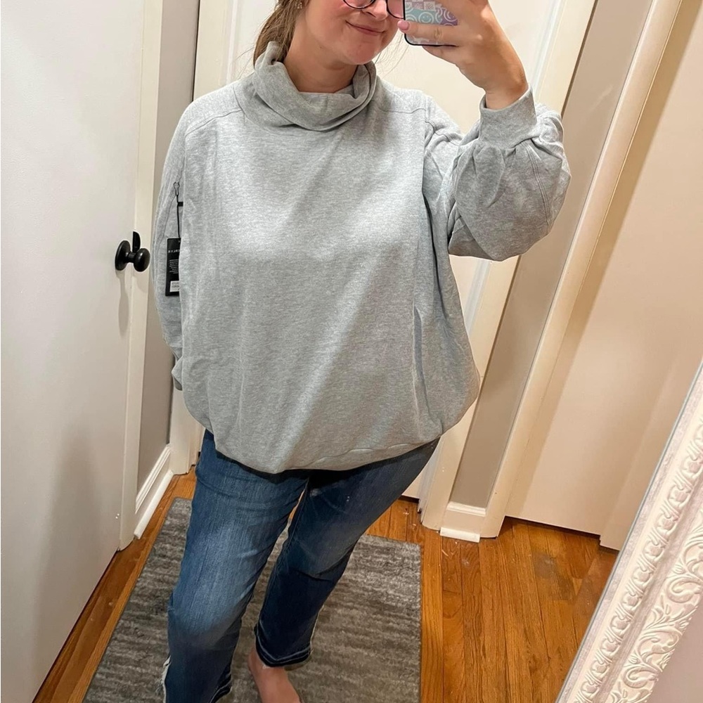 Cute tee material sweater